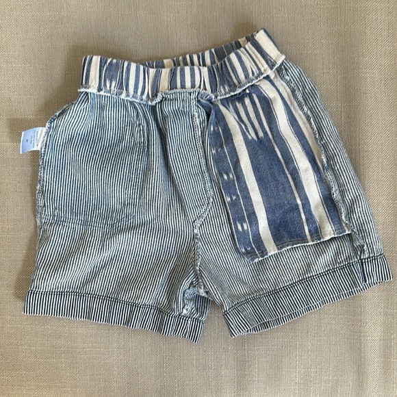 Nico Nico Andy cotton short with Ikat & railroad stripe pattern - Picture 6 of 9